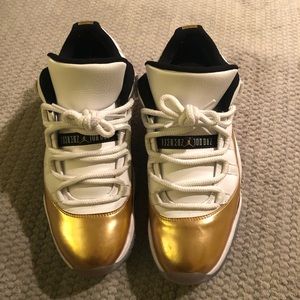 Jordan Retro 11 lows